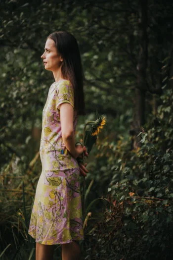 Sukienka z wełny merino z krótkim rękawem pumpink