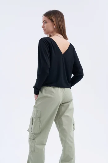 Bluzka z rękawem nietoperz z dekoltem V z wełny merino damska czarna