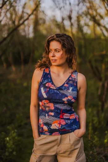 Top z wełny merino z dekoltem V damski tengoku