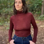 Golf z wełny merino 100% damski bordowy melanż Golf z wełny merino 100% damski bordowy melanż