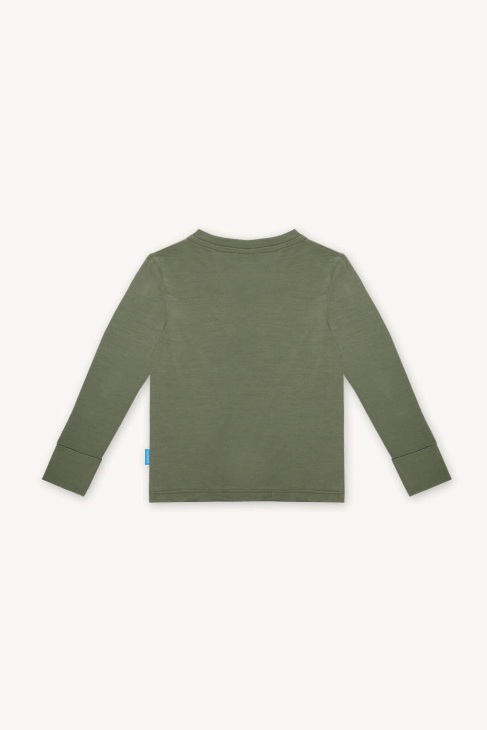 Koszulka dziecięca z długim rękawem z wełny merino w kolorze zgaszonej oliwki. Tył koszulki.