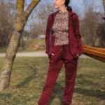 Spodnie z wełny merino dresowe damskie bordowe Spodnie z wełny merino dresowe damskie bordowe