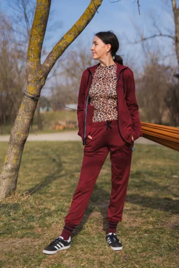 Spodnie z wełny merino dresowe damskie bordowe