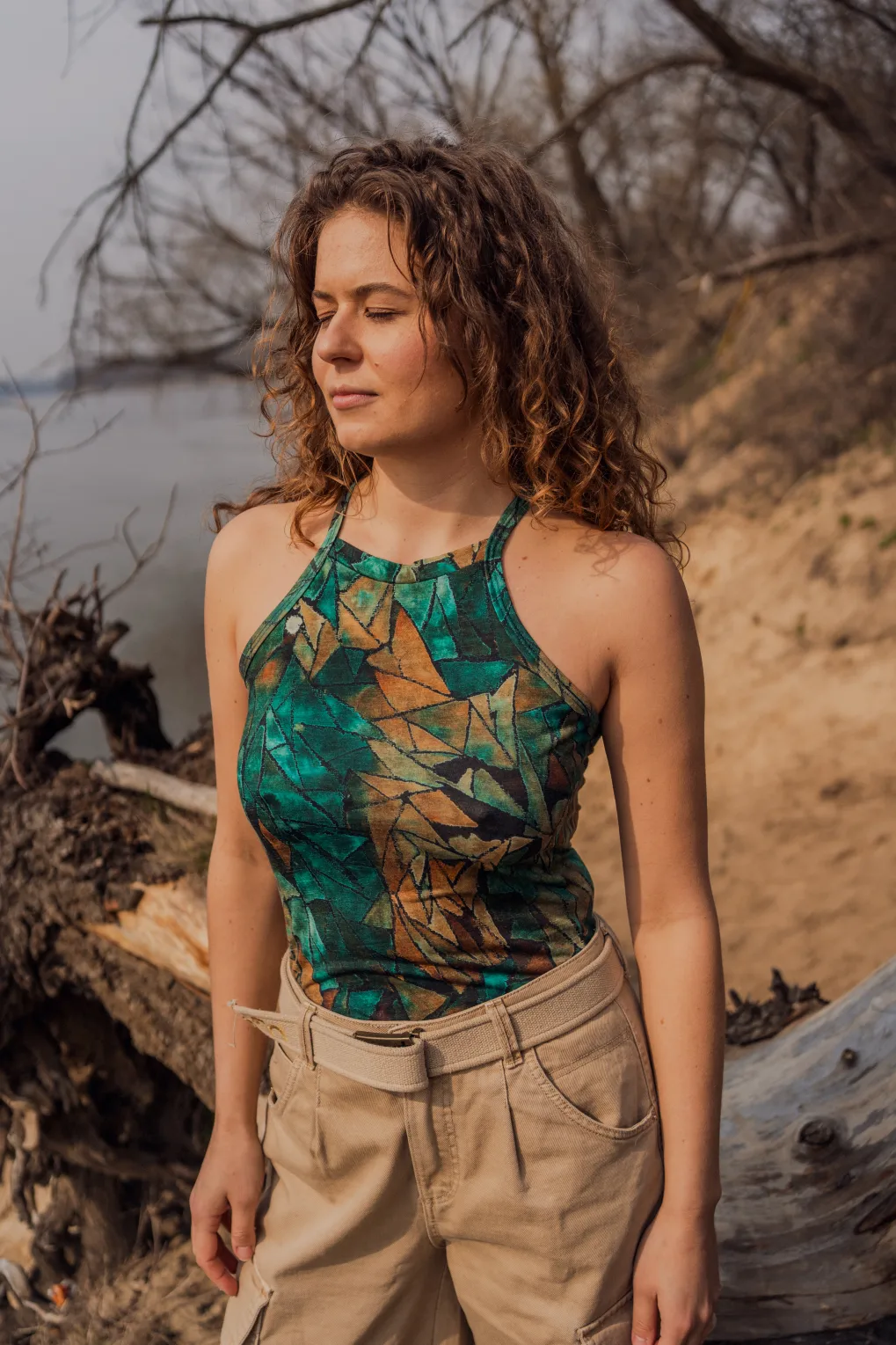 Top z wełny merino green gorpcore