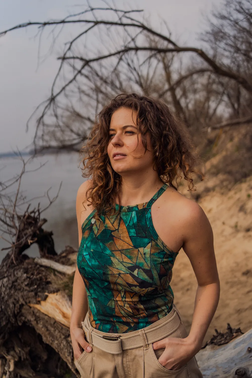 Top z wełny merino green gorpcore