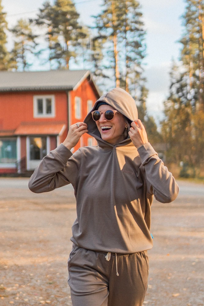 Bluza z wełny merino damska hoodie mocha M
