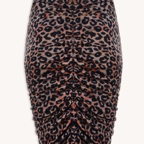 Koszulka z wełny merino ze stójką active damska summer gorpcore to damski letni top z wełny merino ze stójką, zaprojektowany z myślą o aktywnym stylu życia i inspirowany trendem gorpcore.