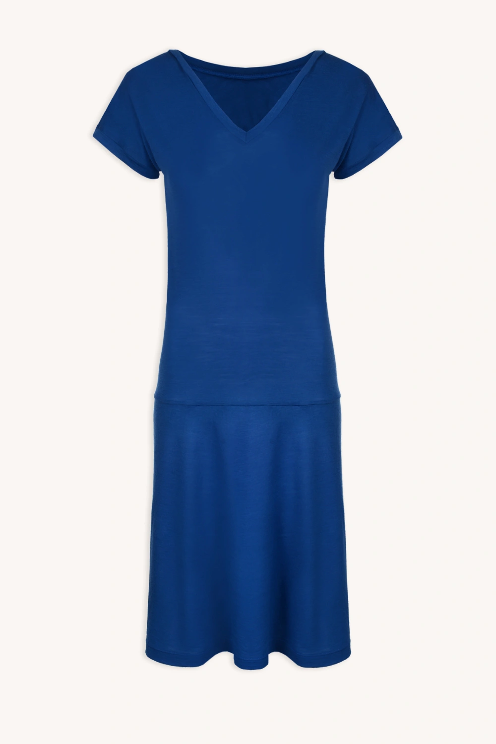 Damska koszulka z wełny merynosów na aktywne lato "Koszulka z wełny merynosów ze stójką" ze stójką, o luźnym kroju i na gładkim białym tle.