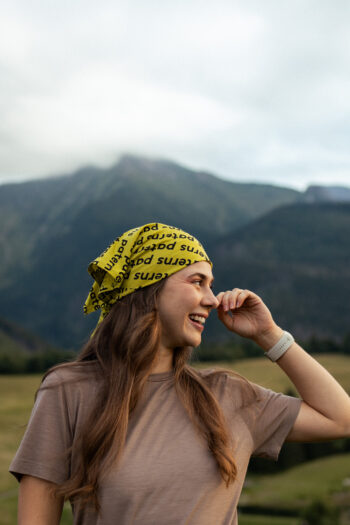 Bandana z wełny merino limonkowa paterns